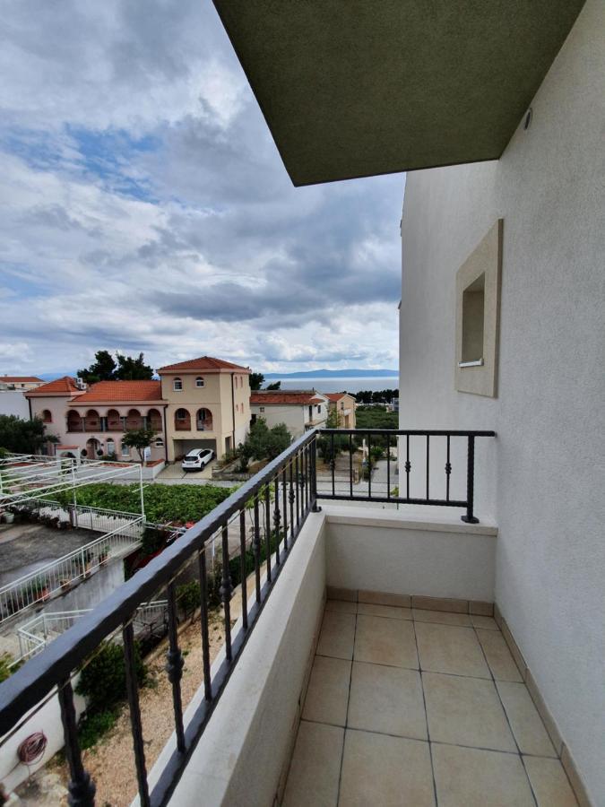 Apartments Hermes Tucepi Exterior photo